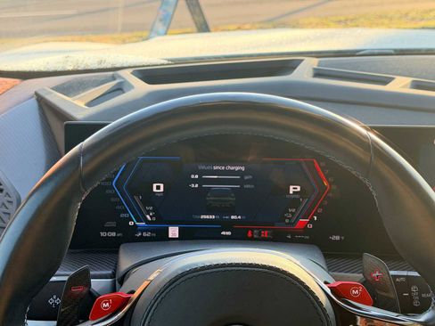 Used 2023 BMW XM w/ M Driver's Package image 32