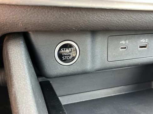 Used 2023 Nissan Rogue SV AWD/4WD image 35