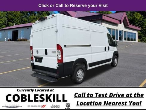 New 2024 RAM ProMaster 2500 w/ Storage Group FWD image 4