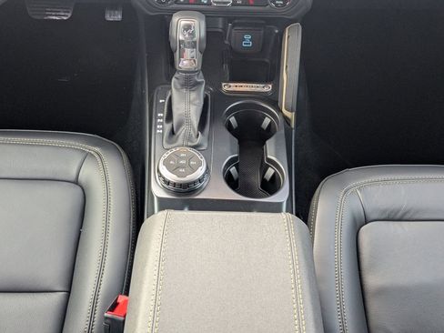 New 2025 Ford Bronco Badlands image 20