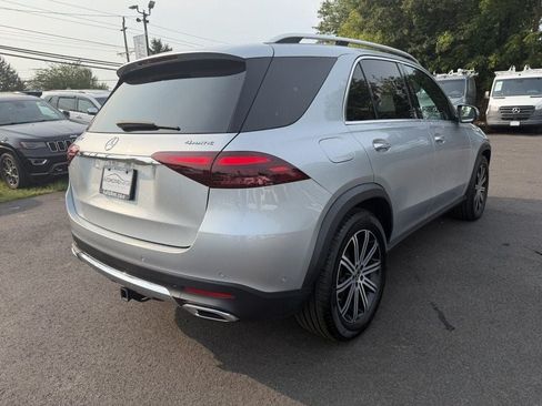 Used 2025 Mercedes-Benz GLE 350 4MATIC w/ Winter Package image 4