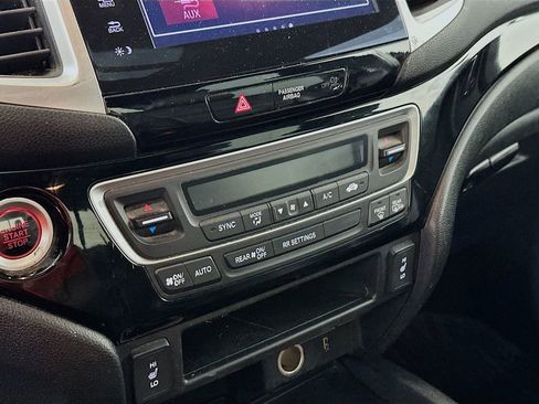 Used 2017 Honda Ridgeline Black Edition image 14