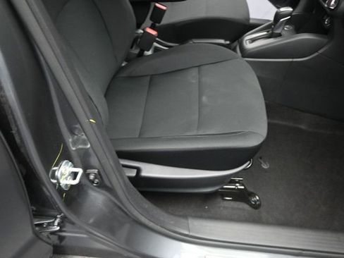 Used 2025 Nissan Kicks Play S image 34