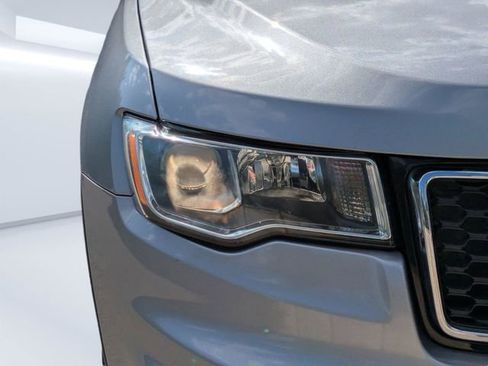 Used 2019 Jeep Grand Cherokee Limited RWD image 10