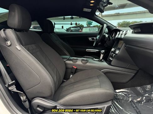Used 2019 Ford Mustang GT w/ Equipment Group 301A RWD image 33