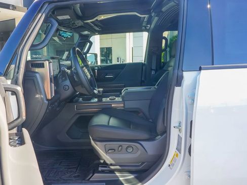 Used 2025 GMC Hummer EV 2X w/ Extreme Off-Road Package image 24