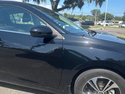 Used 2023 Nissan Sentra SV w/ All-Weather Package FWD image 4