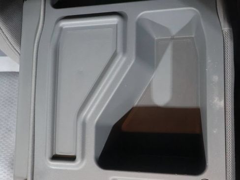 Used 2013 Ford F150 XLT w/ Luxury Equipment Group AWD/4WD image 32