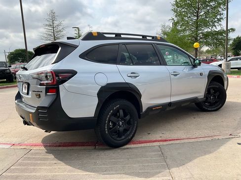 Used 2024 Subaru Outback Wilderness image 6