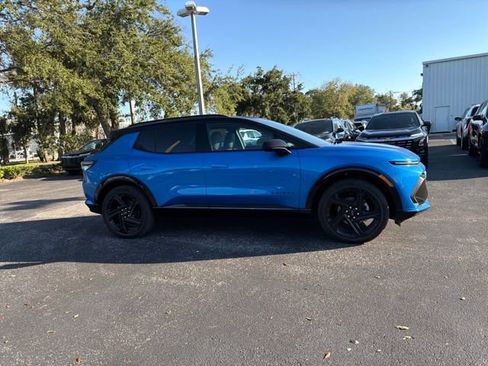 New 2026 Chevrolet Equinox EV RS image 15