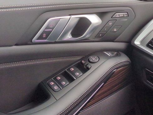 New 2026 BMW X7 xDrive40i w/ M Sport Package image 37