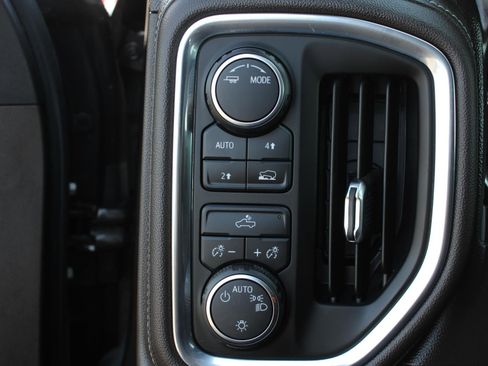 Used 2021 Chevrolet Silverado 1500 LT w/ All Star Edition Plus image 9