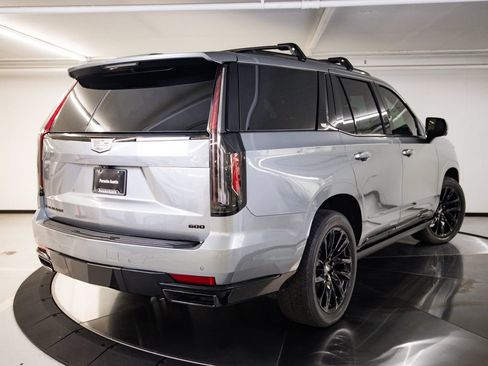 Used 2024 Cadillac Escalade Sport Platinum w/ LPO, ONYX Package AWD/4WD image 7