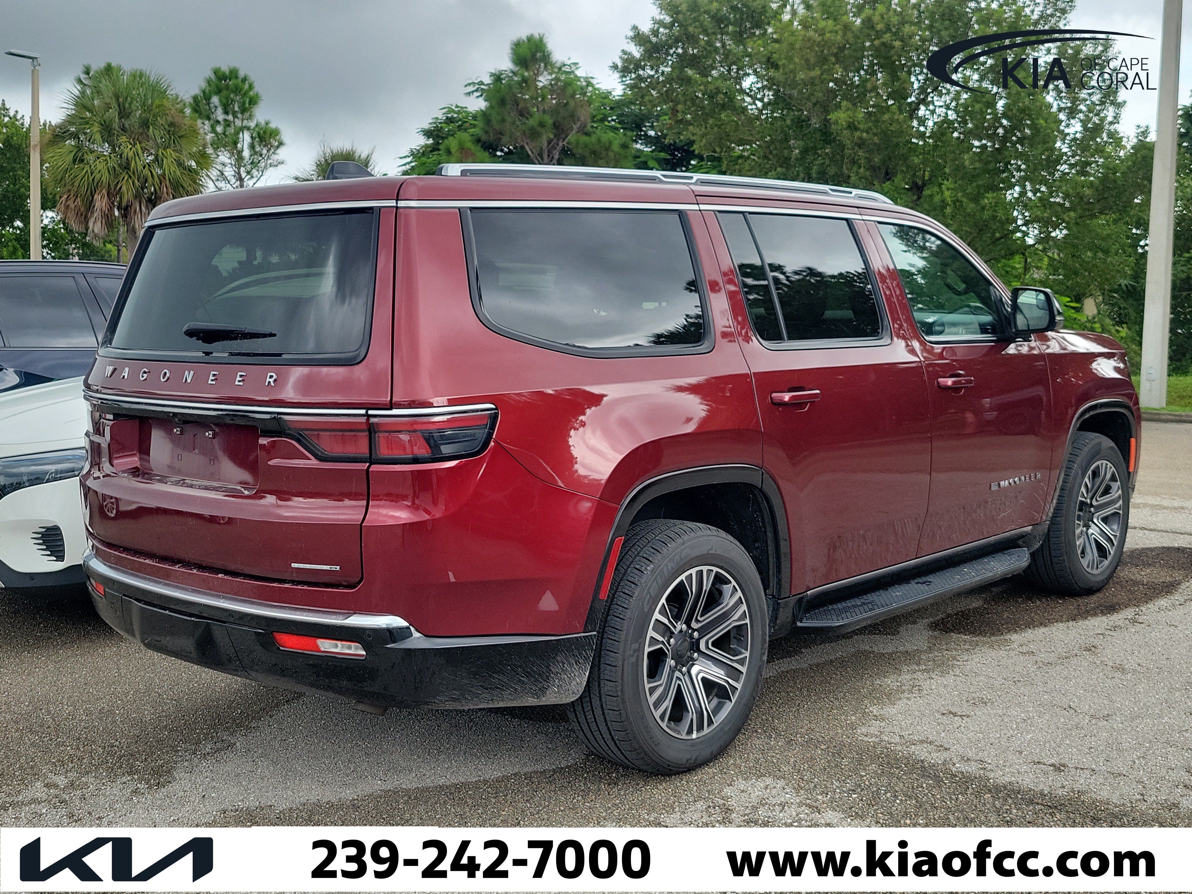 Used 2024 Jeep Wagoneer Series II AWD/4WD image 6