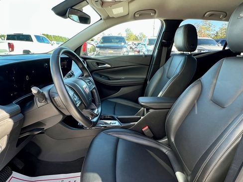Used 2024 Buick Encore GX Sport Touring image 19
