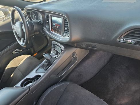 Used 2018 Dodge Challenger R/T Scat Pack RWD image 21
