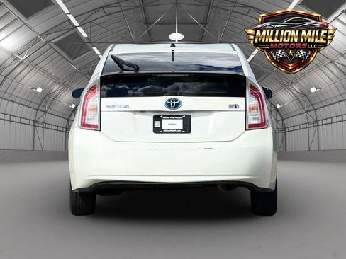 Used 2013 Toyota Prius Two FWD image 4
