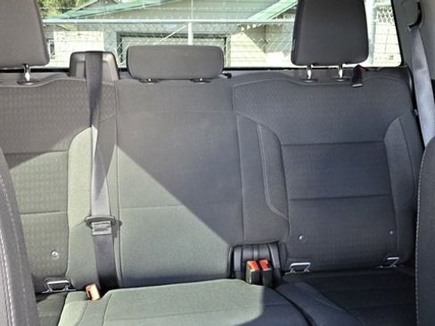 Used 2022 Chevrolet Silverado 1500 LT image 25