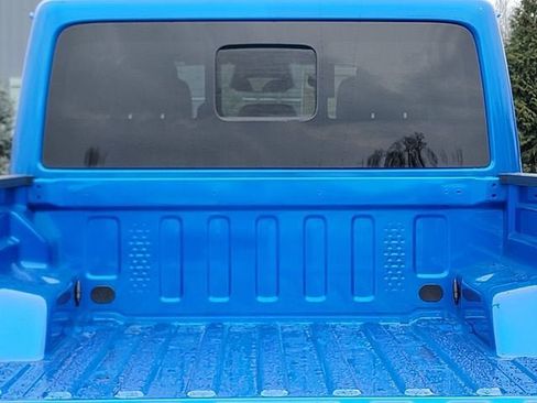 New 2026 Jeep Gladiator Sport AWD/4WD image 21