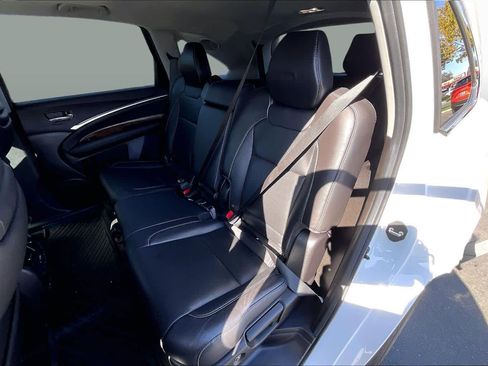 Used 2020 Acura MDX FWD w/ Technology Package image 19