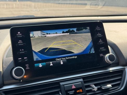 Used 2021 Honda Accord Sport image 18