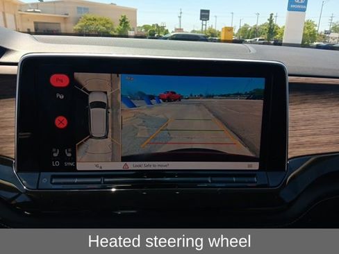 Used 2024 Volkswagen Atlas SEL Premium R-Line image 13