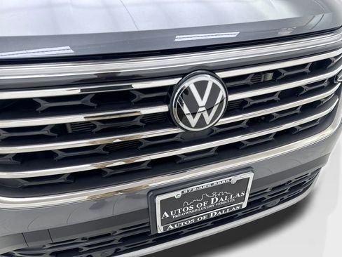 Used 2024 Volkswagen Atlas SE w/ Panoramic Sunroof Package AWD/4WD image 26