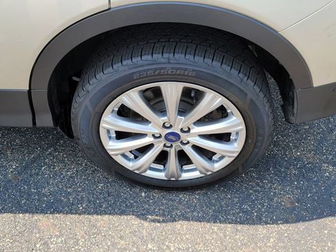 Used 2017 Ford Escape Titanium w/ Equipment Group 301A FWD image 8