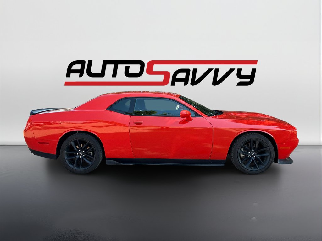 Used 2023 Dodge Challenger R/T RWD image 4