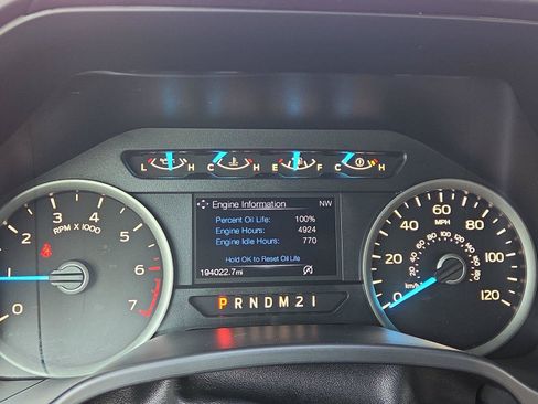 Used 2017 Ford F150 XLT w/ Equipment Group 302A Luxury AWD/4WD image 5