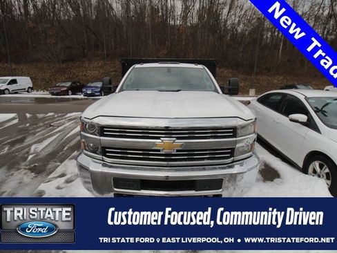 Used 2016 Chevrolet Silverado 3500 W/T image 2