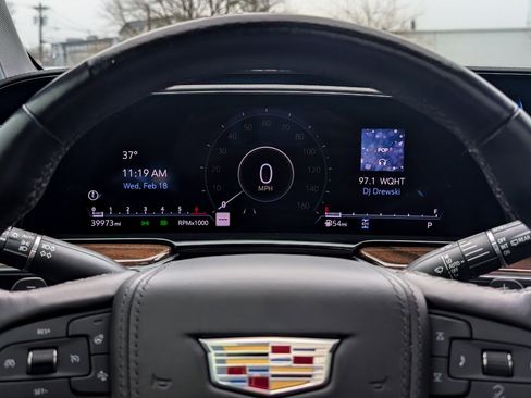 Used 2022 Cadillac Escalade ESV Sport Platinum w/ LPO, ONYX Package image 20