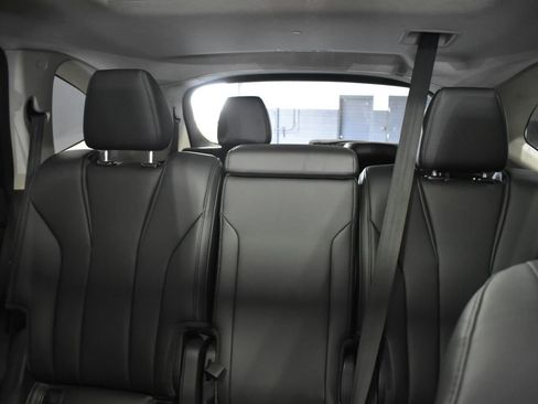 Used 2023 Acura MDX SH-AWD image 29