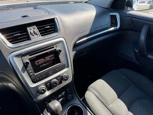Used 2016 GMC Acadia SLE image 27