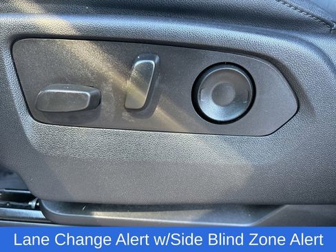 Used 2023 Chevrolet Tahoe LT w/ LT Signature Package image 20