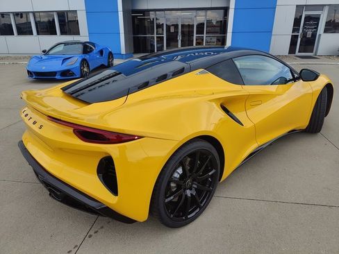 New 2025 Lotus Emira image 5