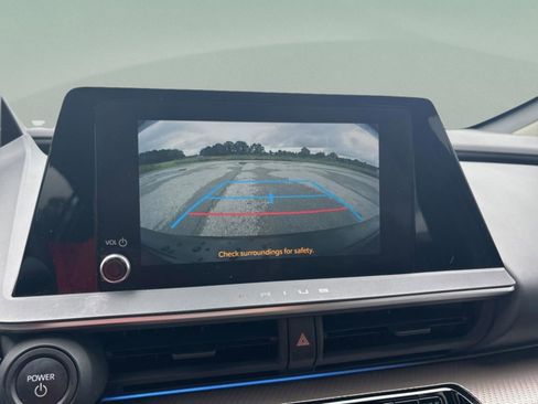 Used 2023 Toyota Prius XLE FWD image 16