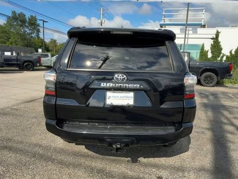 Used 2021 Toyota 4Runner SR5 Premium w/ Moonroof Package AWD/4WD image 7
