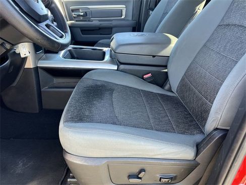 Used 2017 RAM 1500 Classic SLT image 23