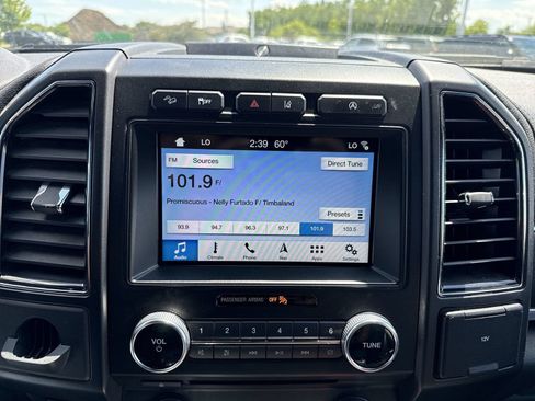 Used 2018 Ford Expedition Max Limited w/ Equipment Group 301A AWD/4WD image 16