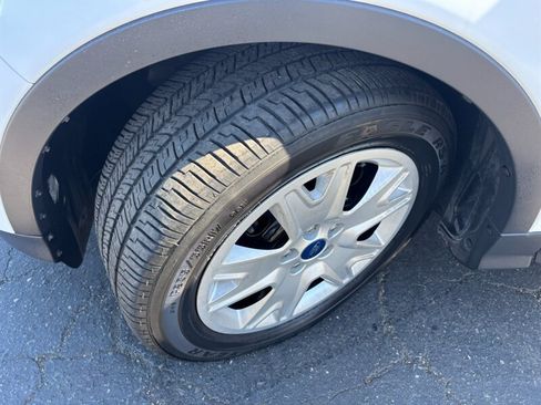 Used 2016 Ford Escape S FWD image 15