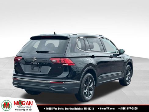 Certified 2023 Volkswagen Tiguan SE AWD/4WD image 4