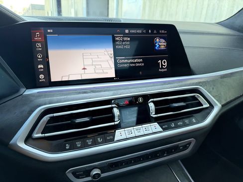 Used 2021 BMW X5 M50i w/ Executive Package AWD/4WD image 19
