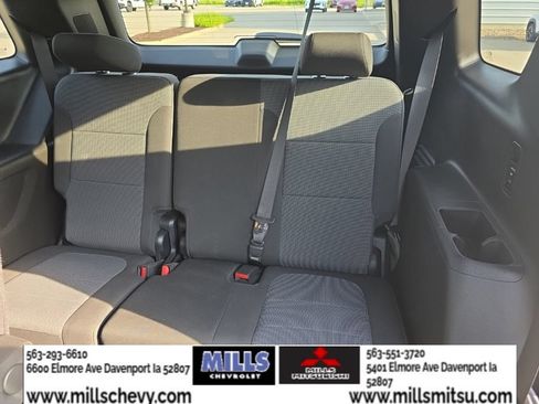Used 2023 Chevrolet Traverse LT AWD/4WD image 18