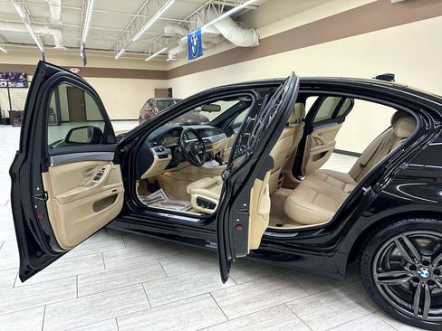 Used 2014 BMW 550i Sedan image 14
