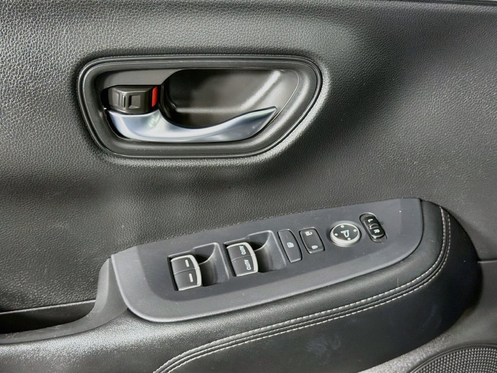 Used 2024 Honda HR-V EX-L image 23