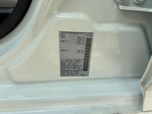 Used 2025 Nissan Altima 2.5 SV FWD image 23