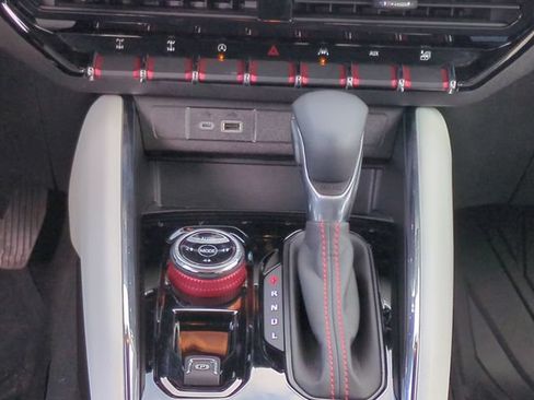 Used 2023 GMC Canyon AT4X AWD/4WD image 20