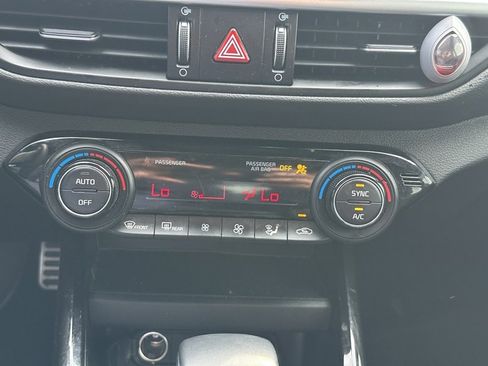 Certified 2024 Kia Forte GT-Line image 18