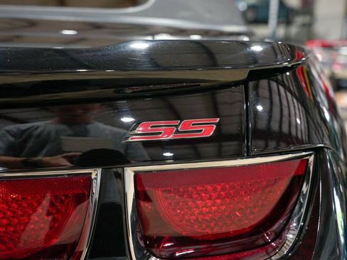 Used 2013 Chevrolet Camaro SS w/ RS Package RWD image 39